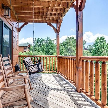 Gatlinburg Cabin With Private Hot Tub By Staycating 外观 照片