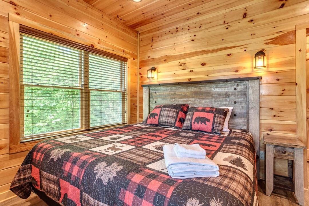Gatlinburg Cabin With Private Hot Tub By Staycating 外观 照片