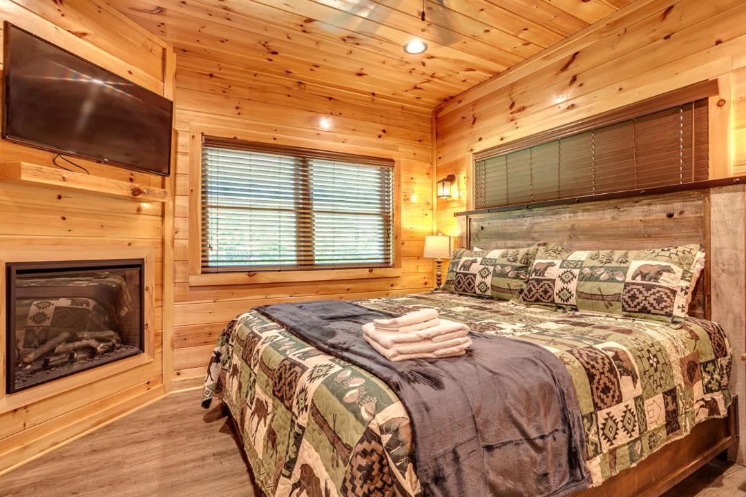 Gatlinburg Cabin With Private Hot Tub By Staycating 外观 照片