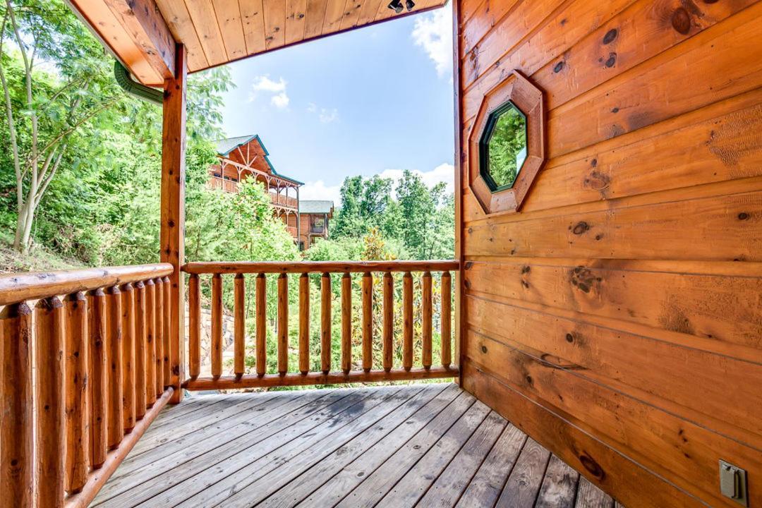 Gatlinburg Cabin With Private Hot Tub By Staycating 外观 照片